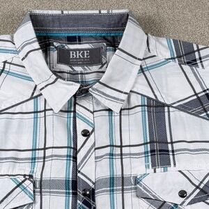 BKE Button Up Shirt Mens XXL White Plaid Excellent Athletic Fit Western Snap
